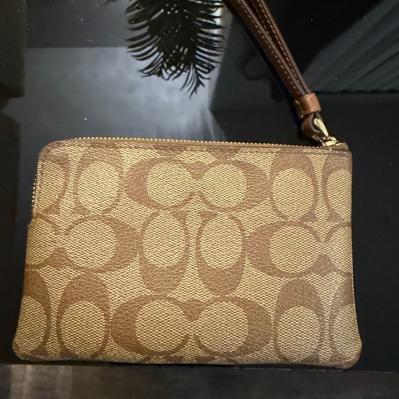 Coach Wristlet - Picture 2 of 2